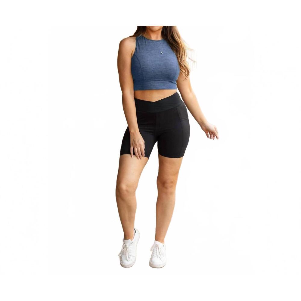 NEW JULIA ROSE sleek pocket collection biker shorts in black